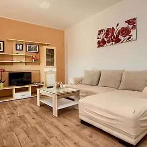 Mikulic Póla